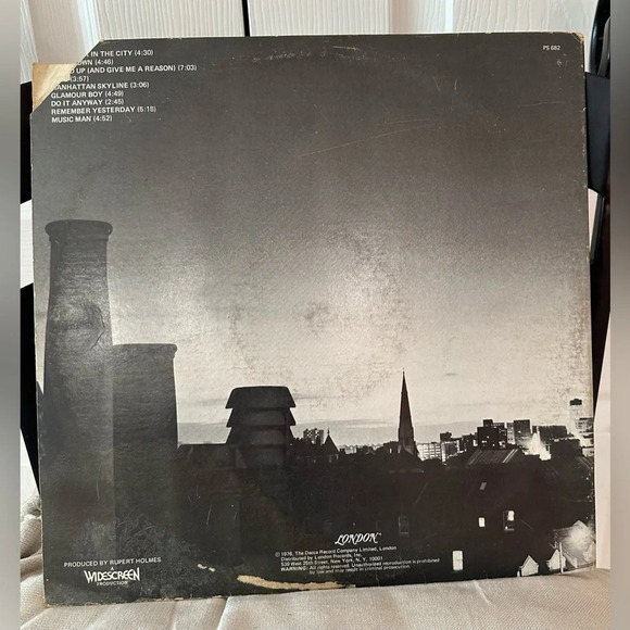 JOHN MILES ~ STRANGER IN THE CITY original album cover and sleeve circa 1976 - Picture 3 of 6